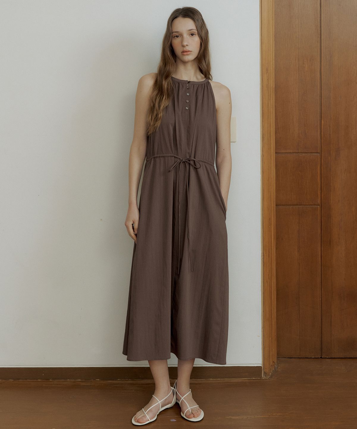 오떼뜨(OCTETTE) ELLUI STRING OPS_DEEP BROWN