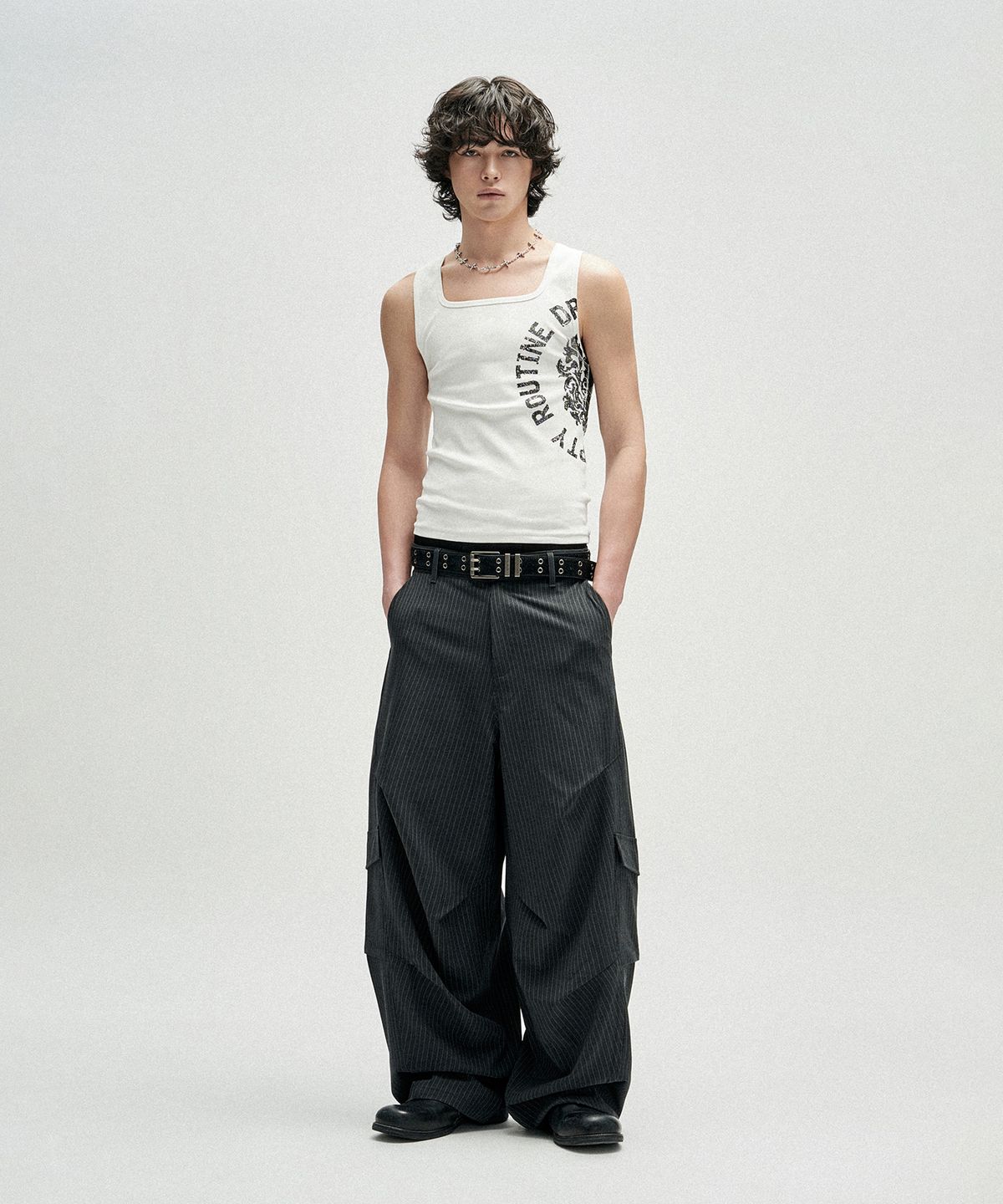 낫포너드(NOT4NERD) Circle Slogan Ribbed Sleeveless - White