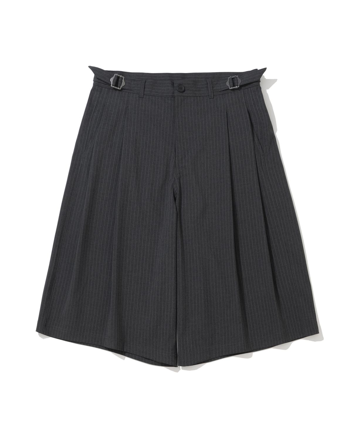 낫포너드(NOT4NERD) Two Tuck Stripe Bermuda Shorts - Charcoal