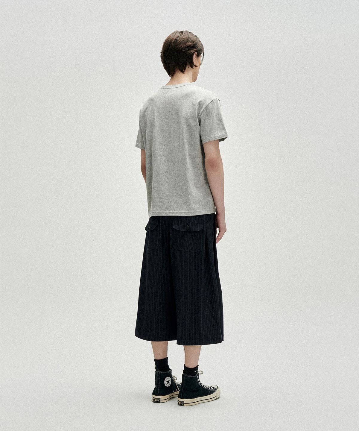 낫포너드(NOT4NERD) Two Tuck Stripe Bermuda Shorts - Navy