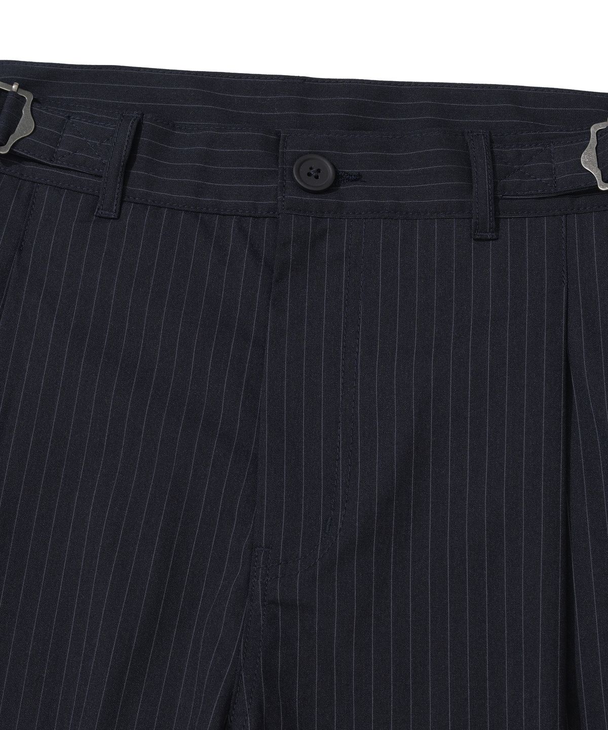 낫포너드(NOT4NERD) Two Tuck Stripe Bermuda Shorts - Navy