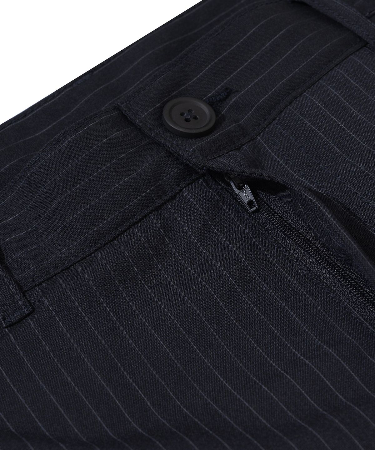 낫포너드(NOT4NERD) Two Tuck Stripe Bermuda Shorts - Navy