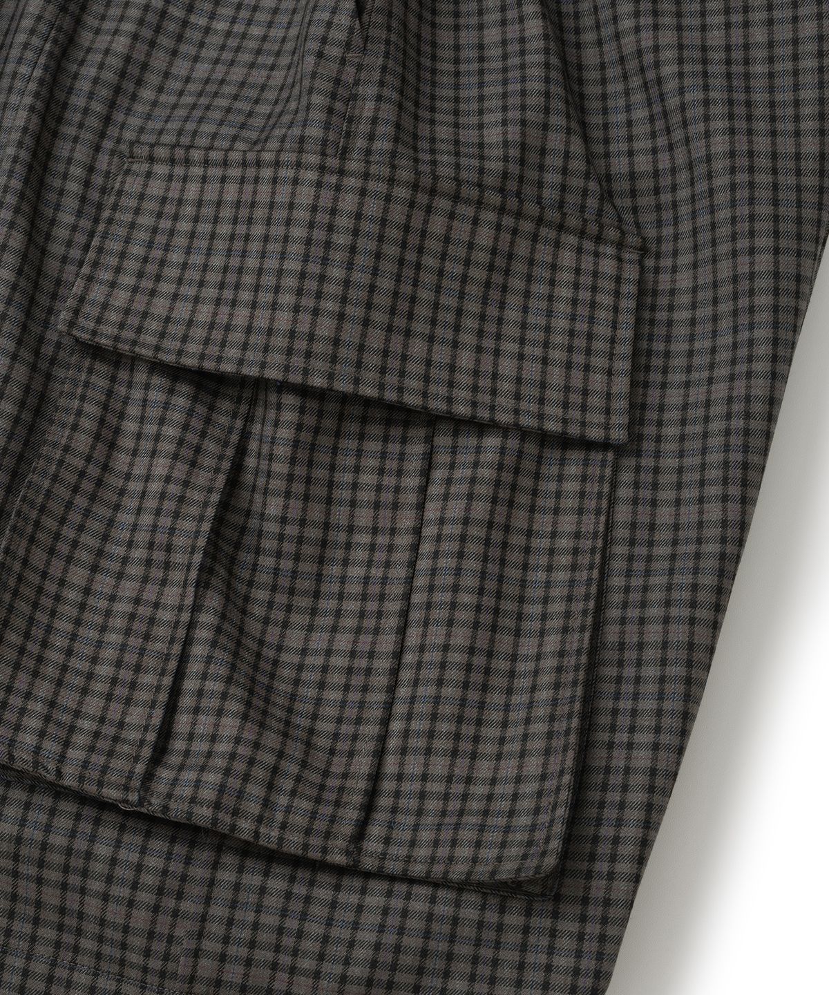 낫포너드(NOT4NERD) TR Side Pocket Check Bermuda Shorts - Brown