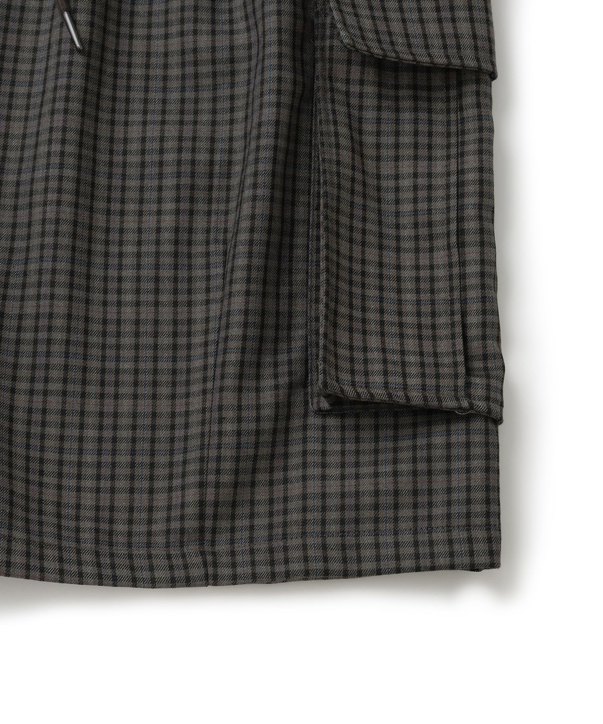 낫포너드(NOT4NERD) TR Side Pocket Check Bermuda Shorts - Brown