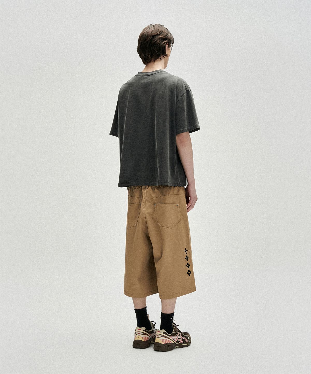 낫포너드(NOT4NERD) Symbol Sequence Carpenter Bermuda Shorts - Beige