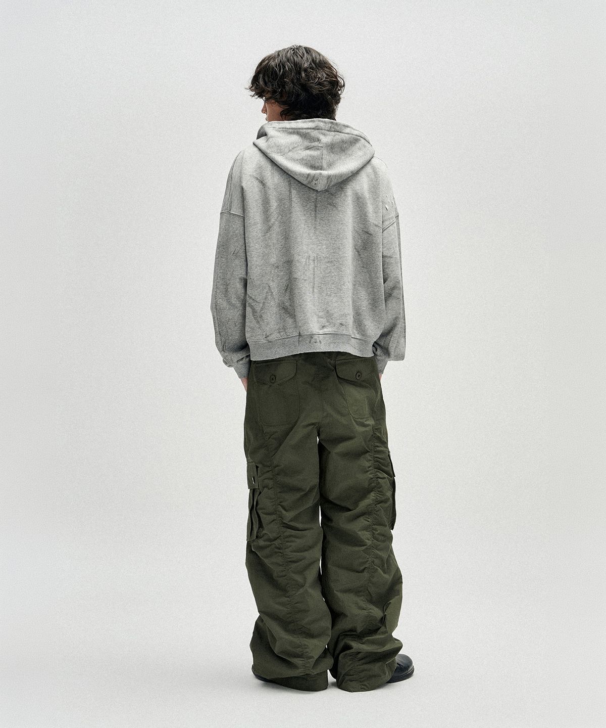 낫포너드(NOT4NERD) Contour Shirring Nylon Cargo Pants - Khaki