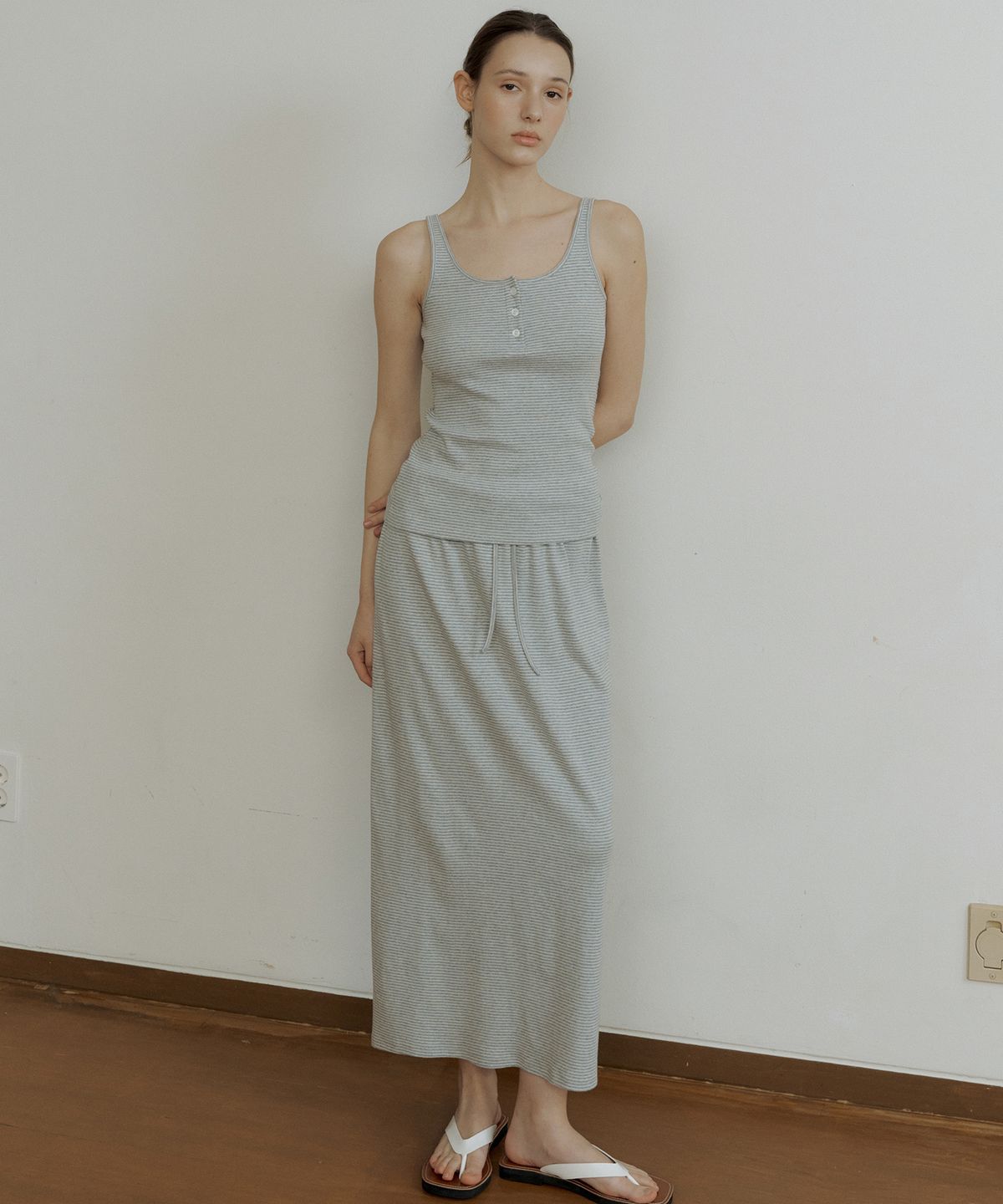 오떼뜨(OCTETTE) RIB STRIPE HENRY SLEEVELESS_2COLOR