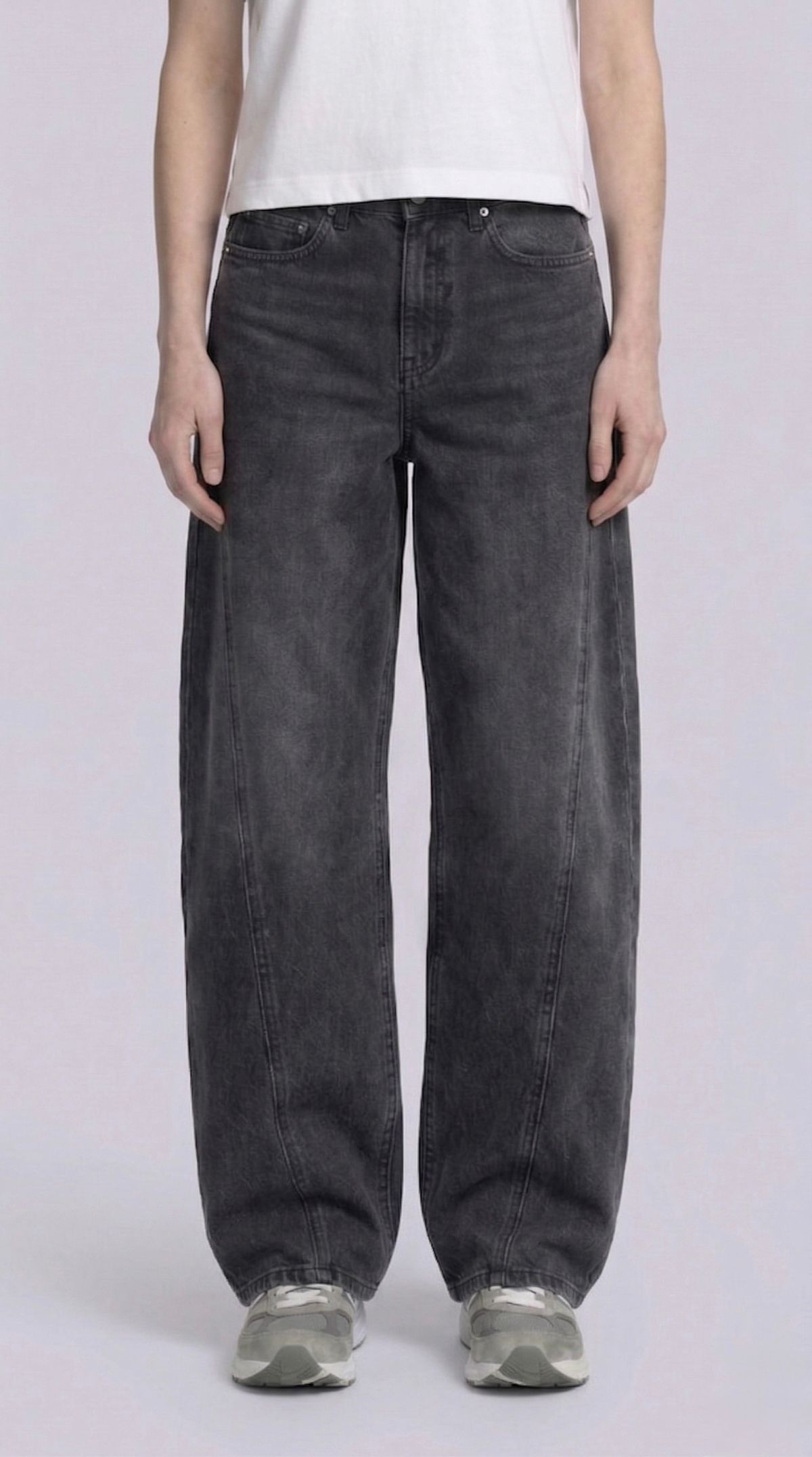 오드프레젠트(ODDPRESENT) Side Cut Barrel Jeans