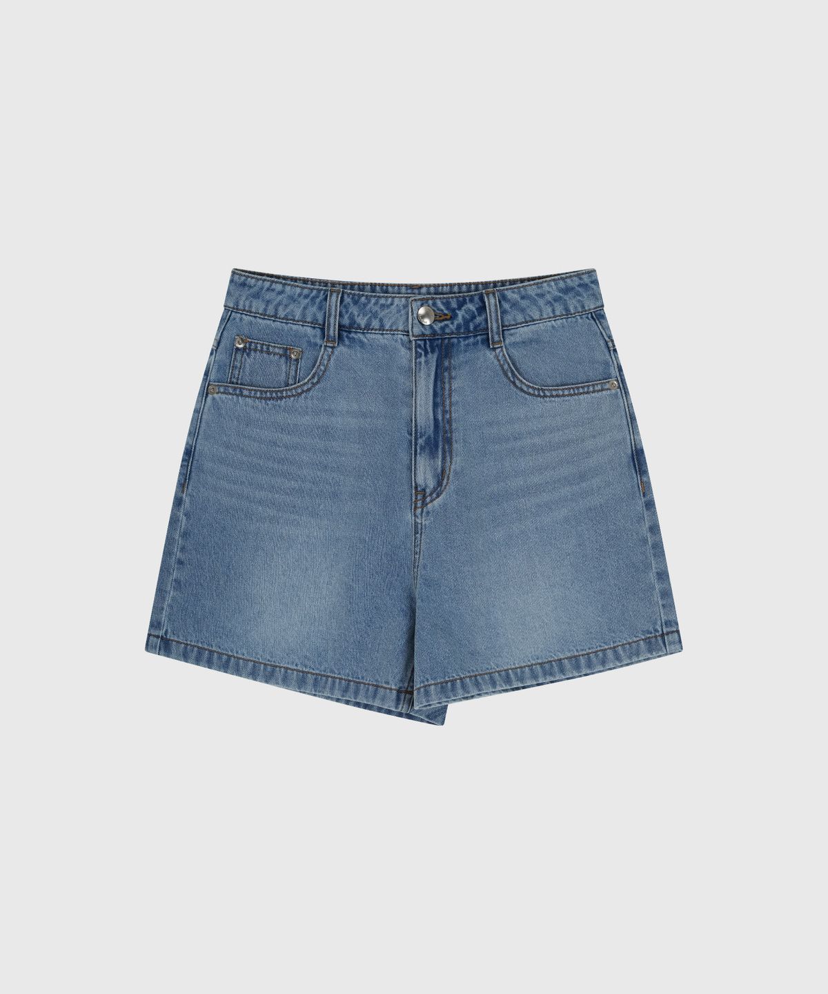 룩캐스트(LOOKAST) 나디아 썸머 데님 쇼츠_라이트 블루 / NADIA SUMMER DENIM SHORTS_LIGHT BLUE
