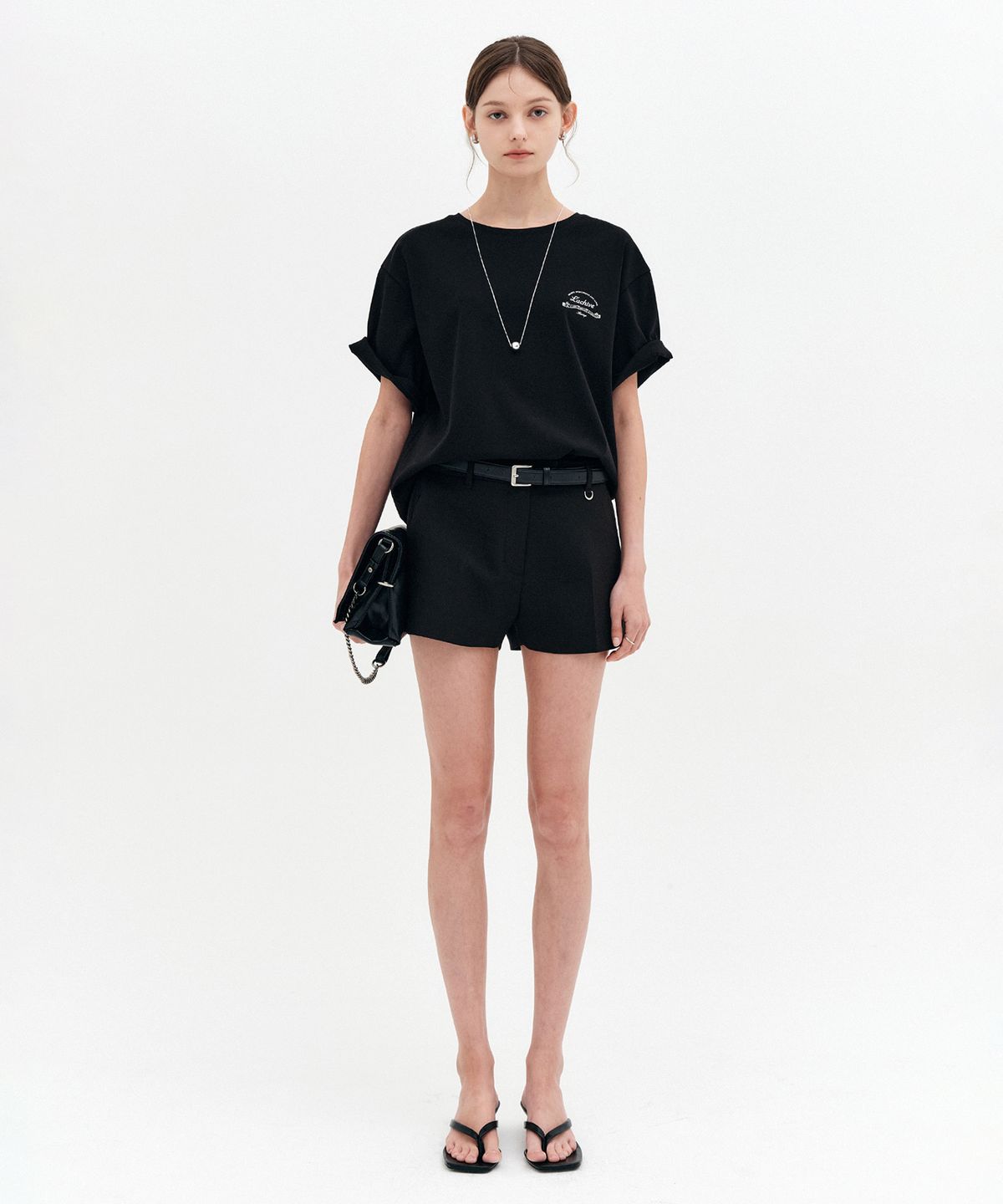 룩캐스트(LOOKAST) 엘로디 로우 웨이스트 마이크로 쇼츠_블랙 / ELODIE LOW WAIST MICRO SHORTS_BLACK
