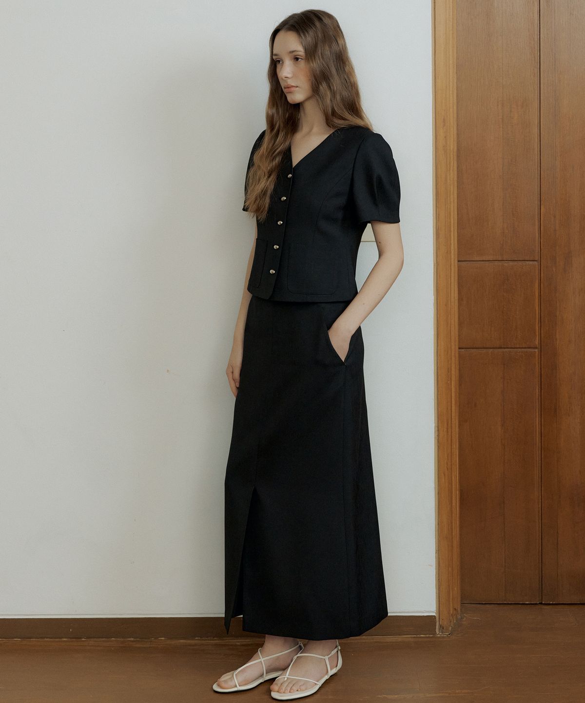 오떼뜨(OCTETTE) FRONT SLIT CLASSIC MAXI SKIRTS_2COLOR