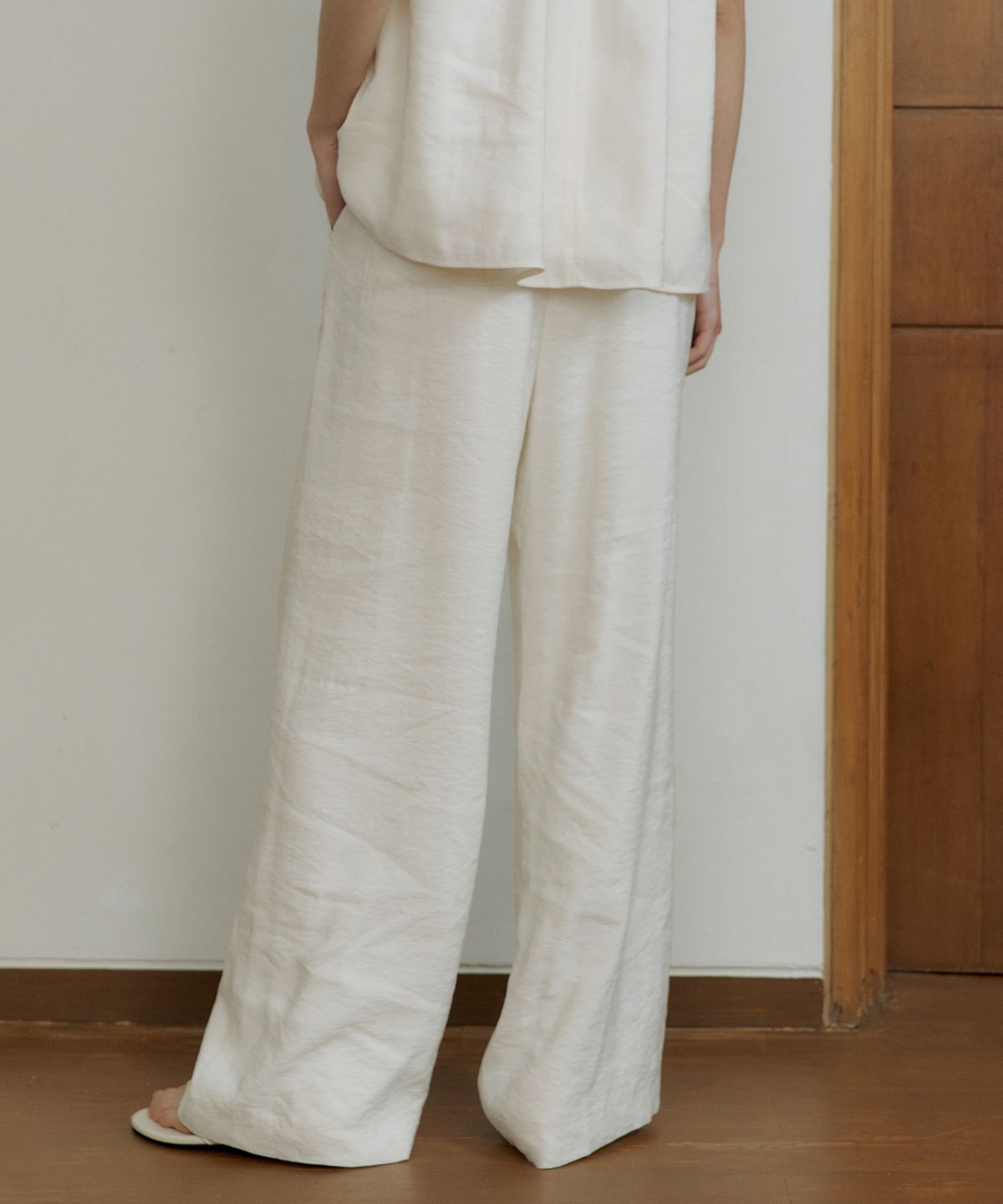 오떼뜨(OCTETTE) ROEL BANDING PANTS_2COLOR