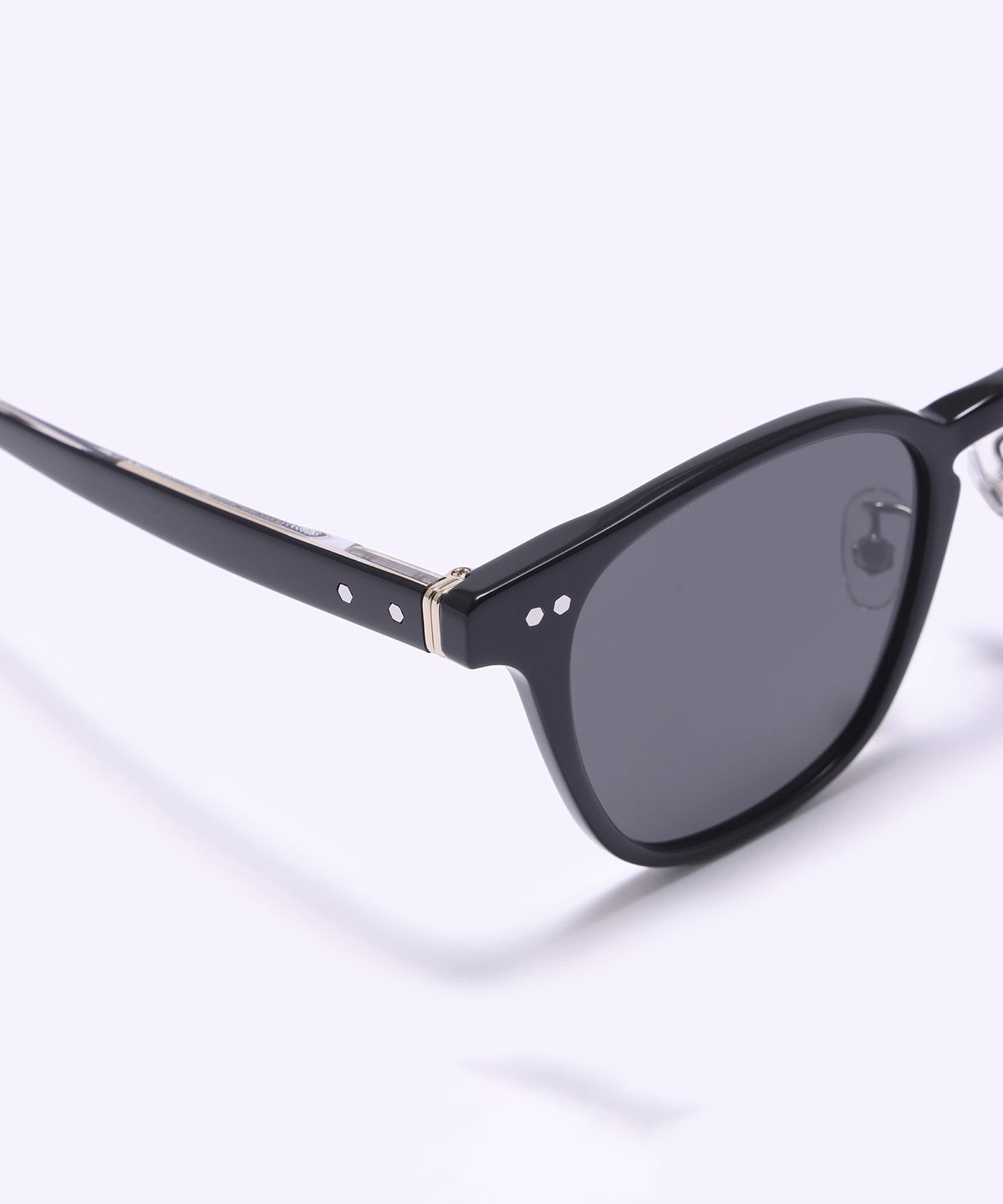 알로아이웨어(ALO EYEWEAR) [SILVERBITE] SBS1601 0920G 아세테이트 스퀘어 블랙 선글라스