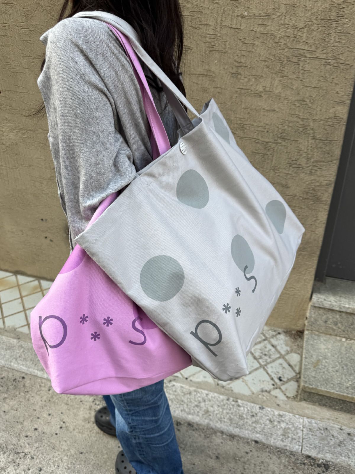 피브스피브스(PEEVES PEEVES) PVS Dot Button Bag / Light Grey