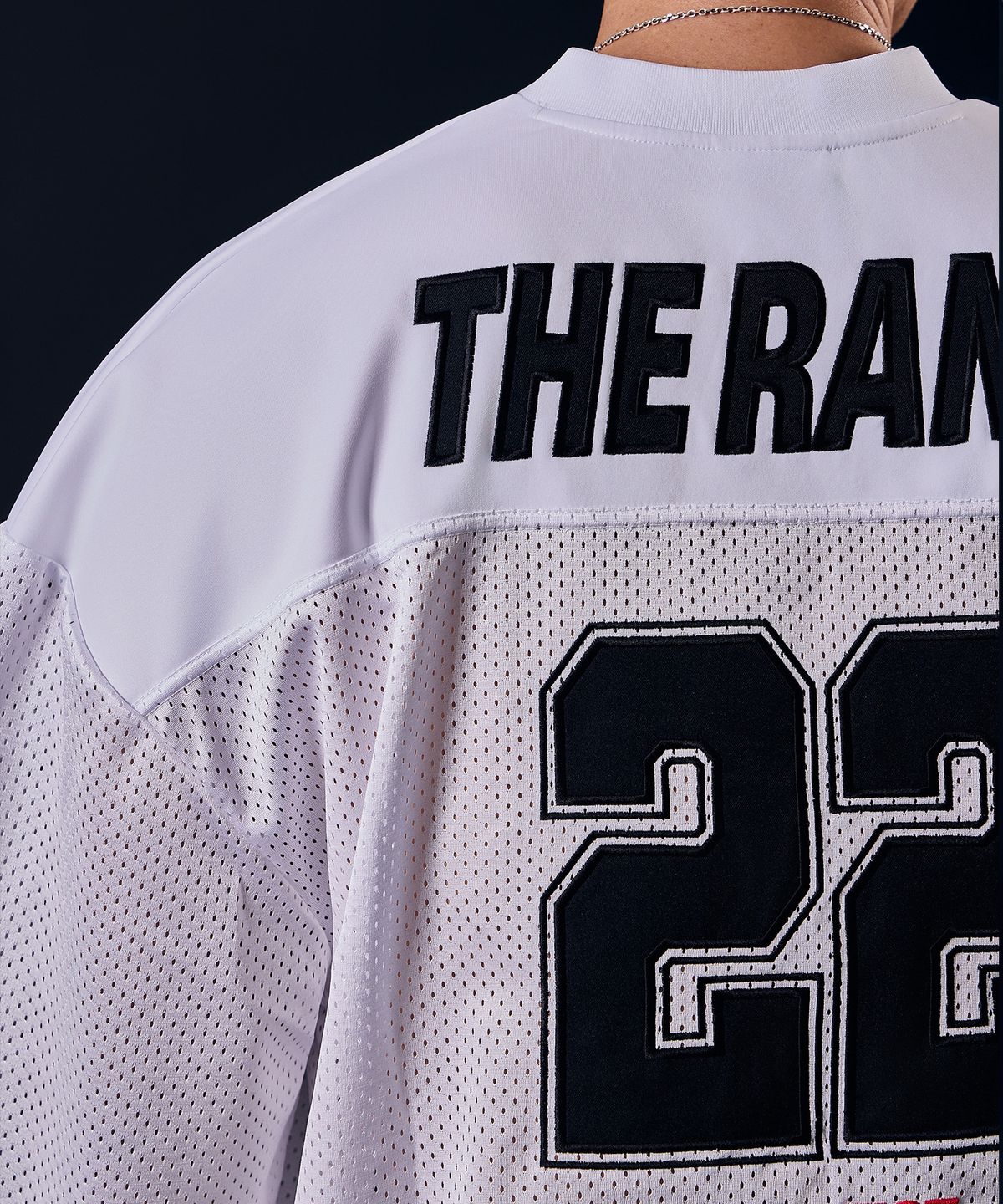 더랭크(THERANK) AIRGRID SPORTS MESH JERSEY [WHITE / BLACK]