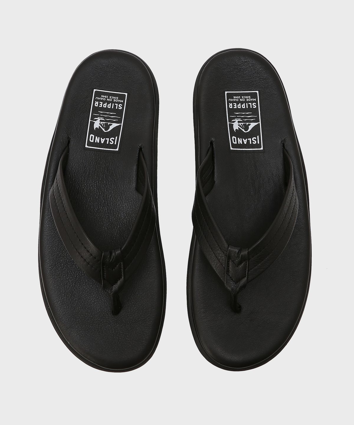 아일랜드 슬리퍼(ISLAND SLIPPER) 남여공용 블랙 클래식 레더 Y 슬라이드