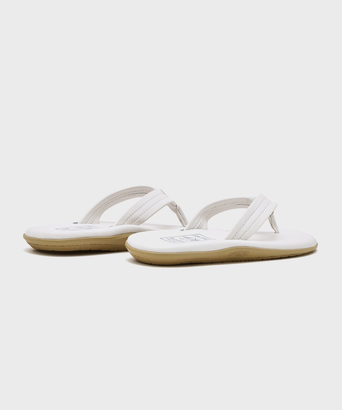 아일랜드 슬리퍼(ISLAND SLIPPER) 남여공용 흰색 클래식 레더 Y 슬라이드