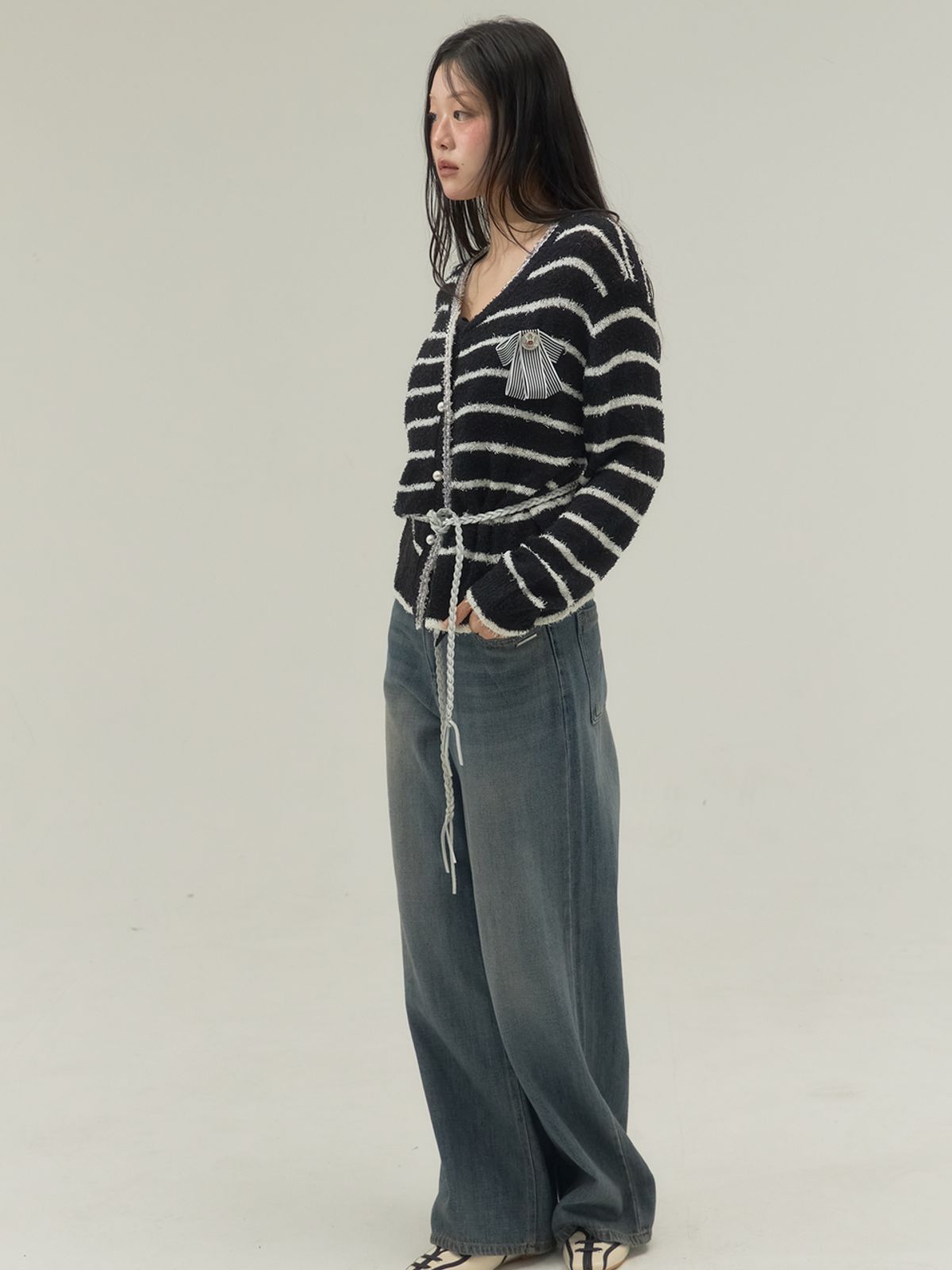 쏘리, 투 머치 러브(SORRY, TOO MUCH LOVE) Braided Slim Leather Strap Belt_White