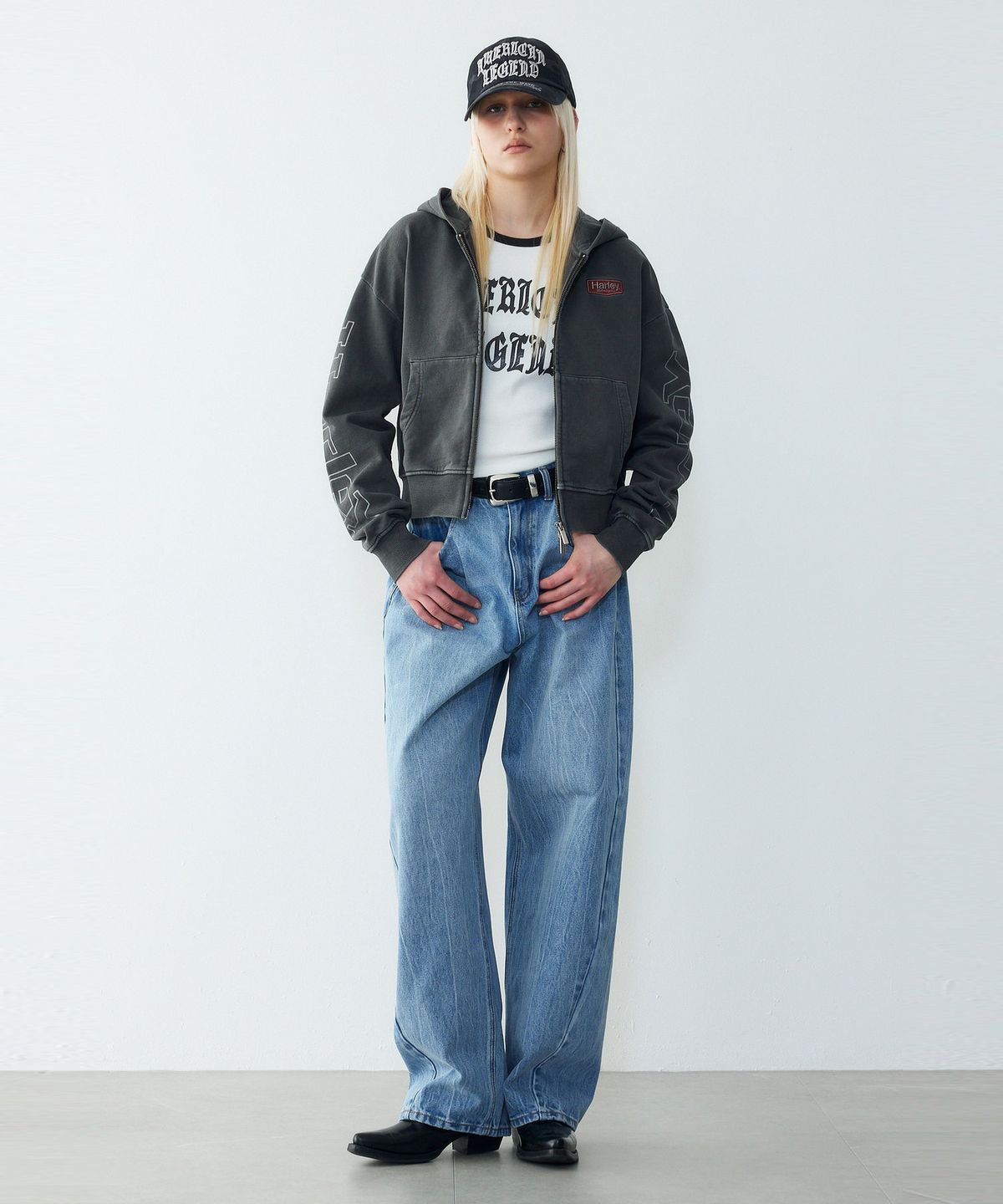 할리데이비슨 컬렉션스®(HARLEY-DAVIDSON COLLECTIONS®) [여성] OL 슬리브리스 탑 화이트_HH26111054