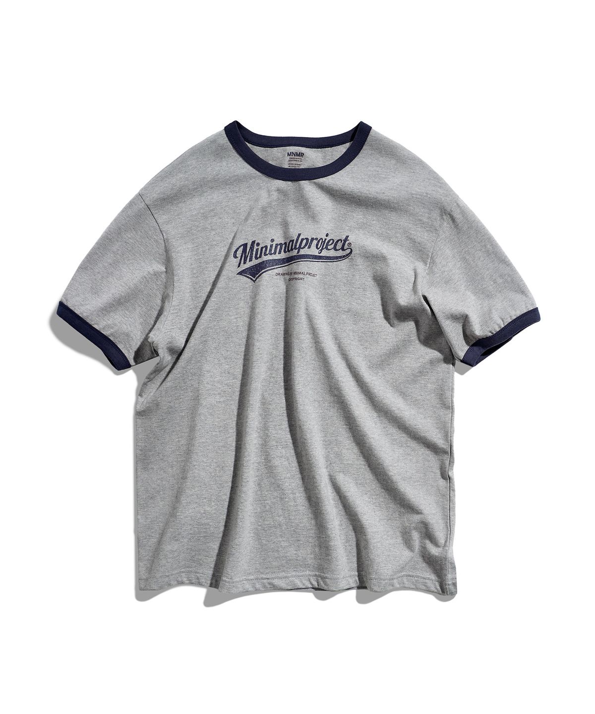 미니멀프로젝트(MINIMALPROJECT) 워시드 드로잉 링거 반팔 티셔츠 MST185 [GRAY/NAVY]