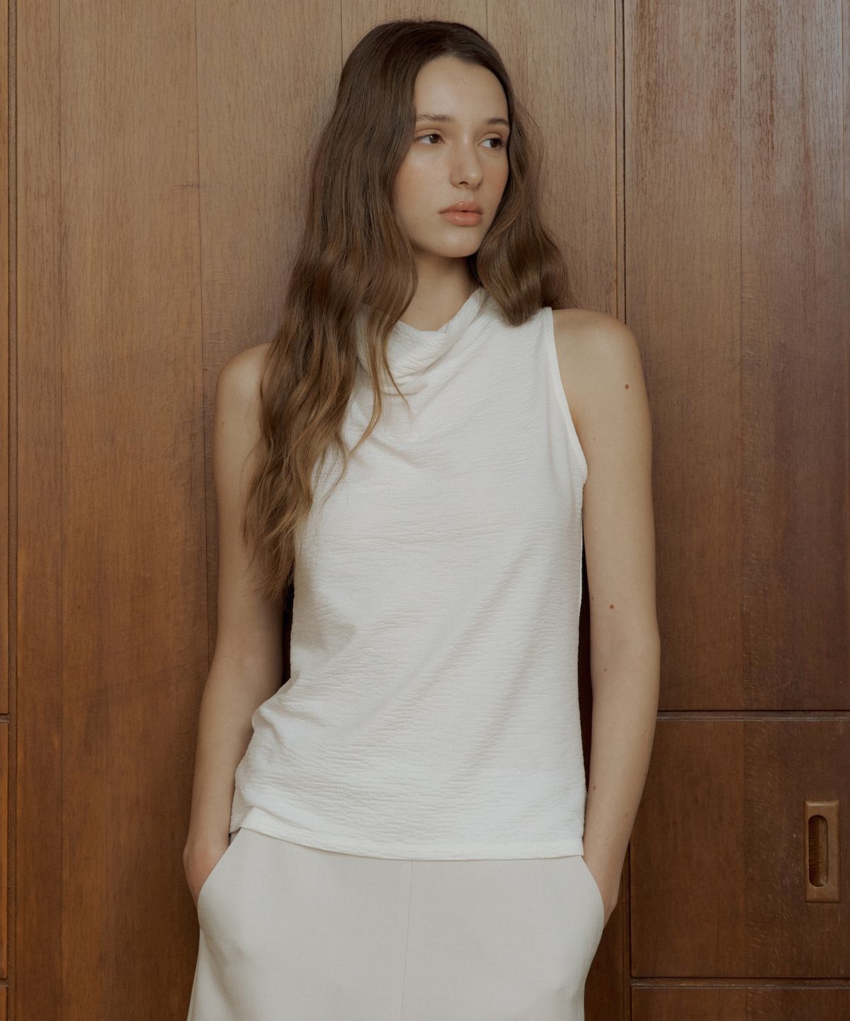 오떼뜨(OCTETTE) RIB JERSEY COWL SLEEVELESS_2COLOR