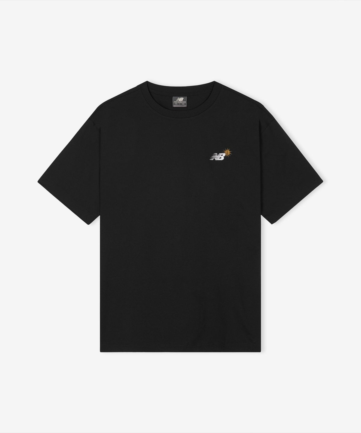 뉴발란스(NEW BALANCE) NBNEG31653 / UNI 써니 레이니 워터 레터링 반팔티 (BLACK)