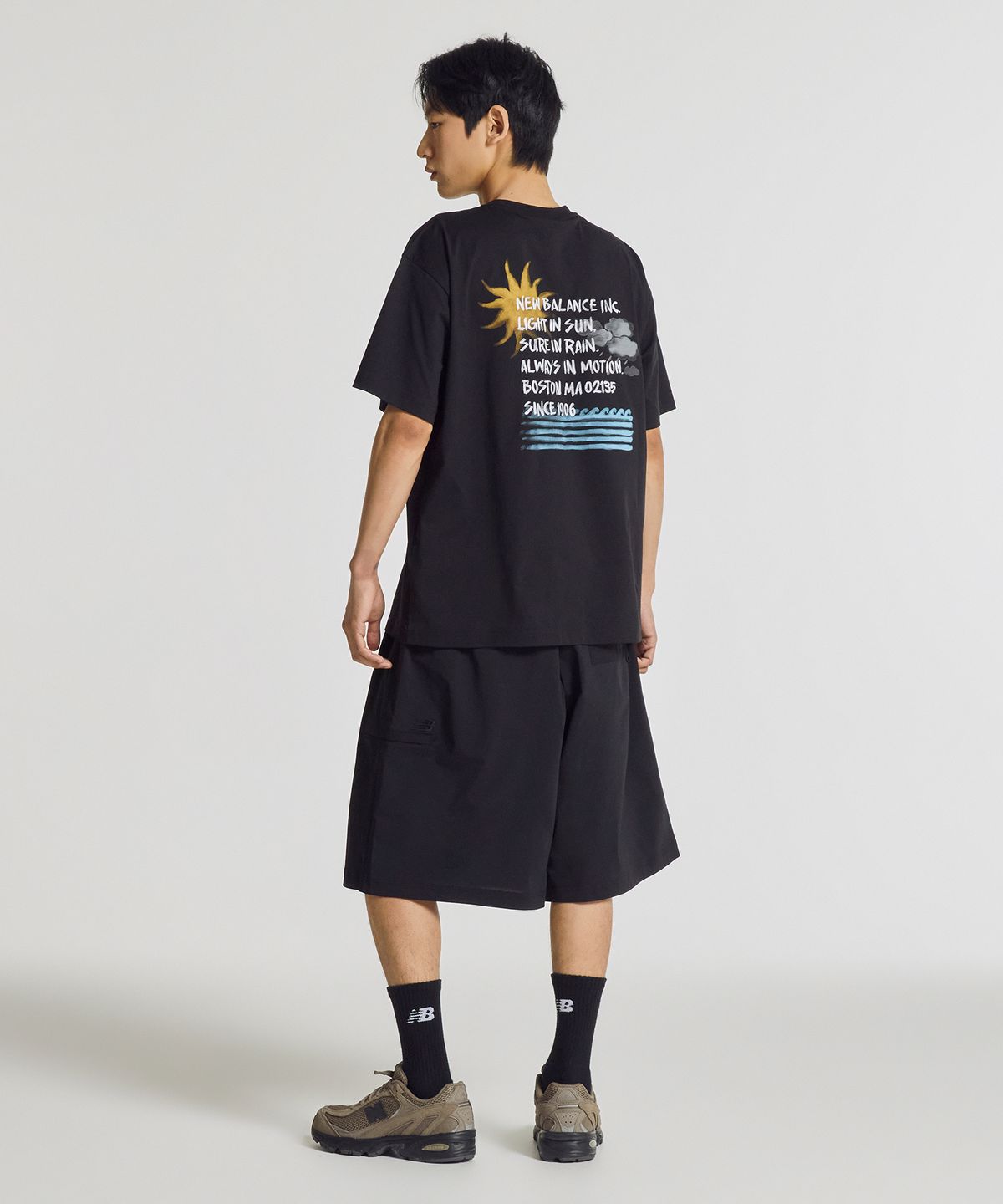 뉴발란스(NEW BALANCE) NBNVG31713 / UNI 에어 라이트 6부 니트 버뮤다 쇼츠 (BLACK)