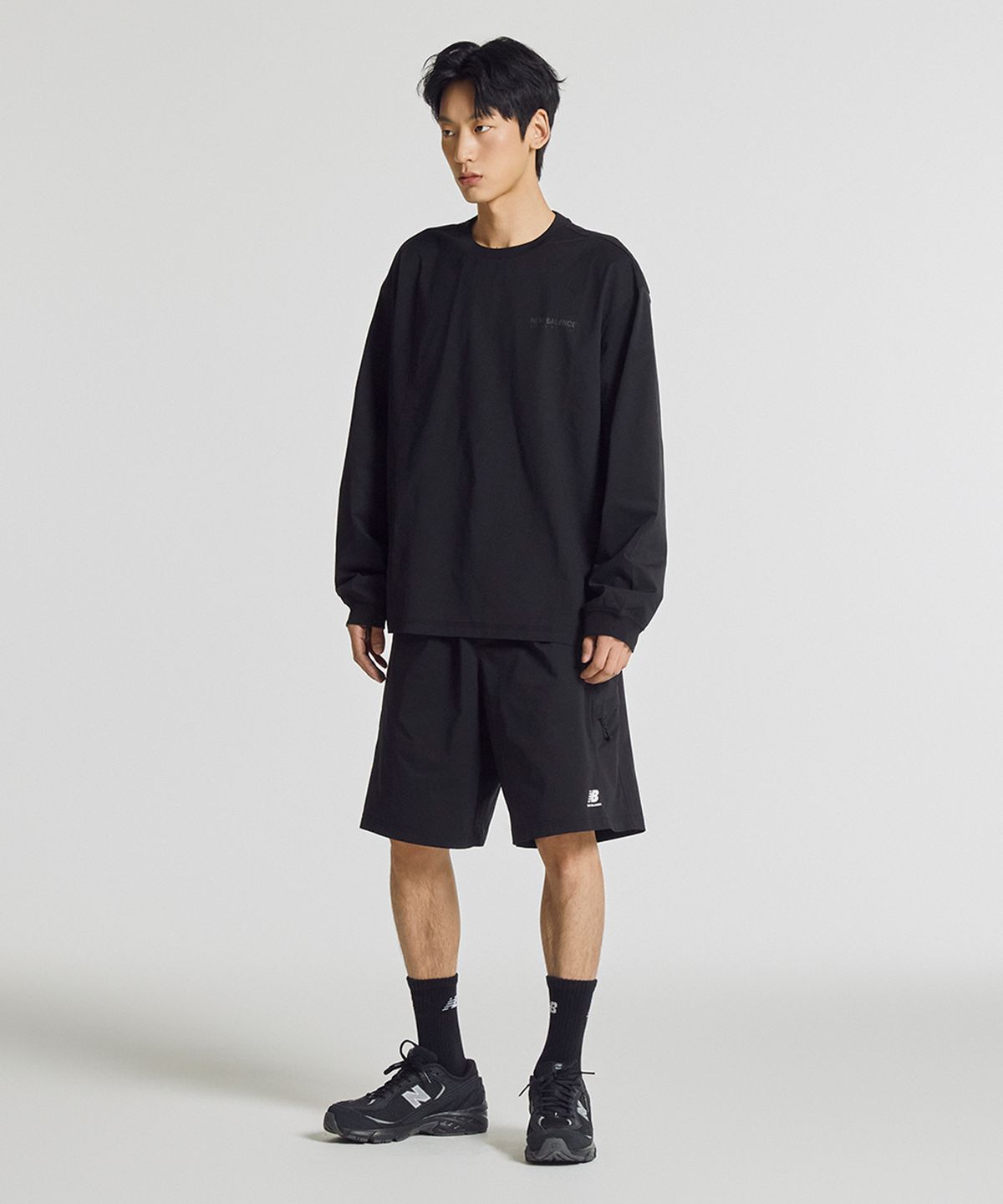 뉴발란스(NEW BALANCE) NBNDG31713 / UNI 에어 라이트 슬리브 티셔츠 (BLACK)
