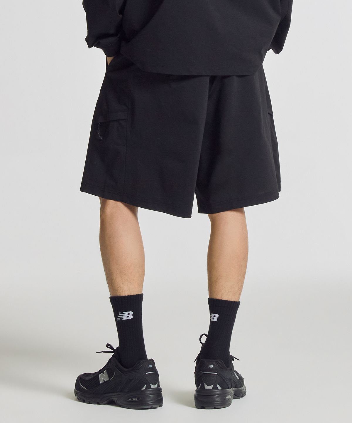 뉴발란스(NEW BALANCE) NBNVG31613 / UNI FROZEN ESSENTIAL 5부 니트 쇼츠 (BLACK)