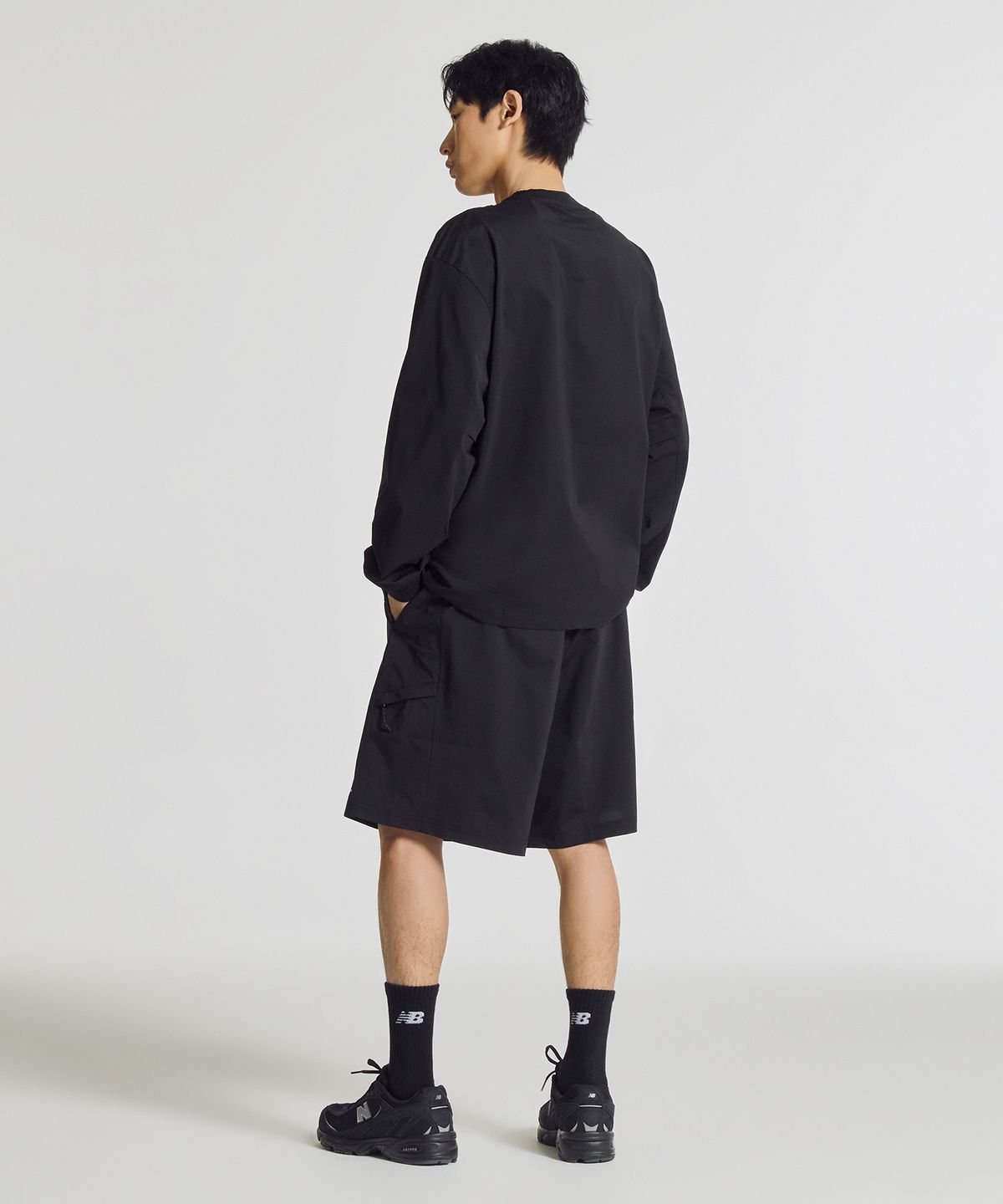 뉴발란스(NEW BALANCE) NBNVG31613 / UNI FROZEN ESSENTIAL 5부 니트 쇼츠 (BLACK)