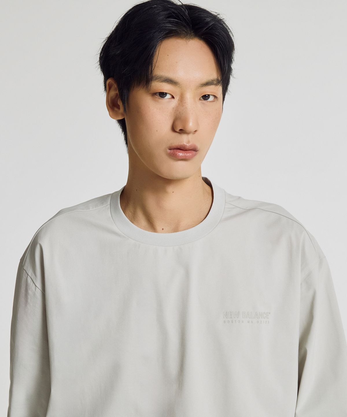 뉴발란스(NEW BALANCE) NBNDG31713 / UNI 에어 라이트 슬리브 티셔츠 (L/GRAY)