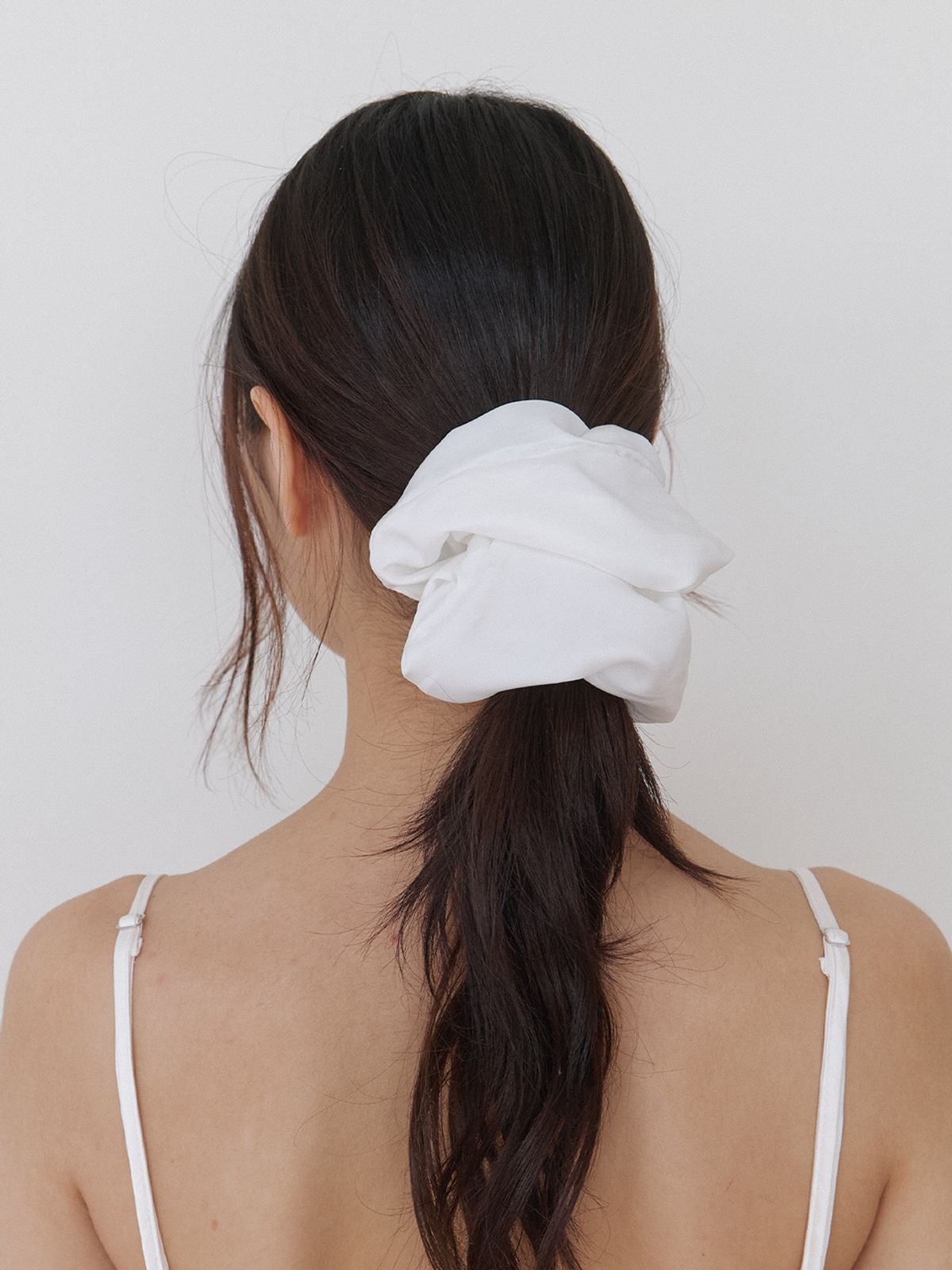 카인더베이비(KINDABABY) softy satin scrunch - cream