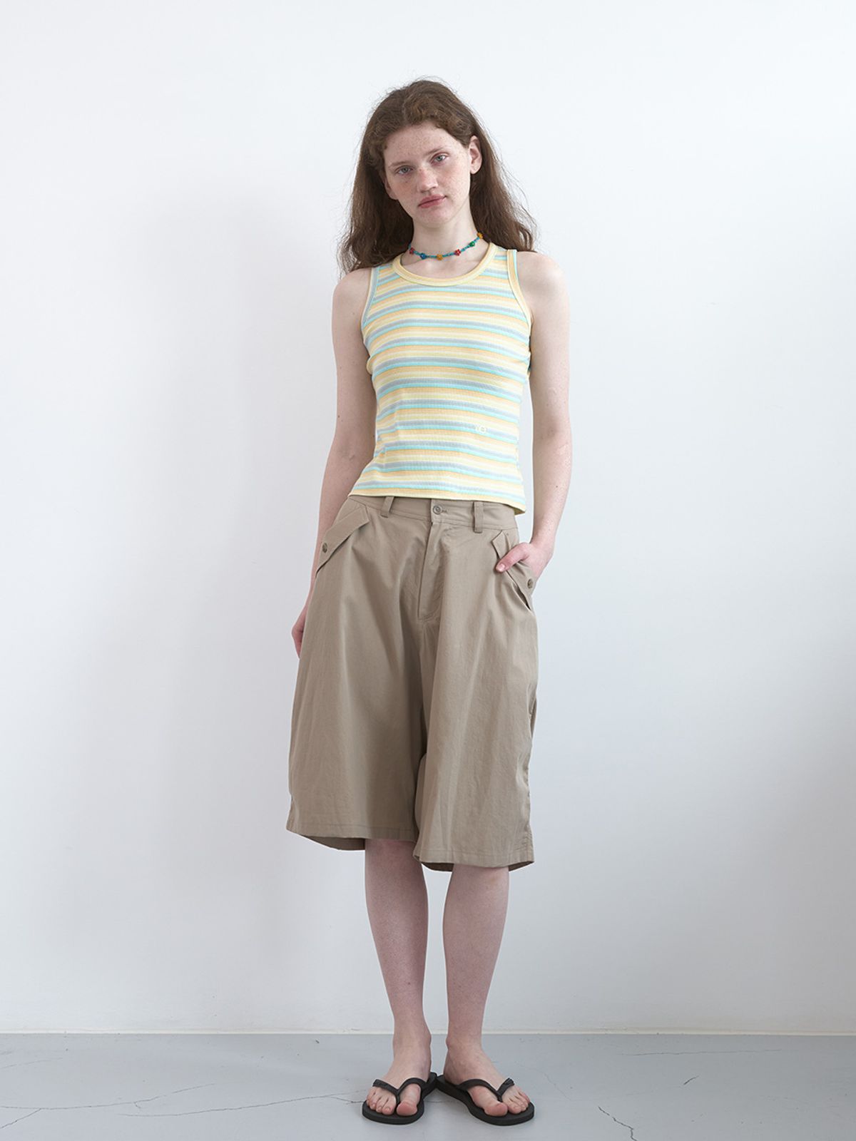 엔조 블루스(ENZO BLUES) 워싱 코튼 컴뱃 하프 팬츠 (Beige)
