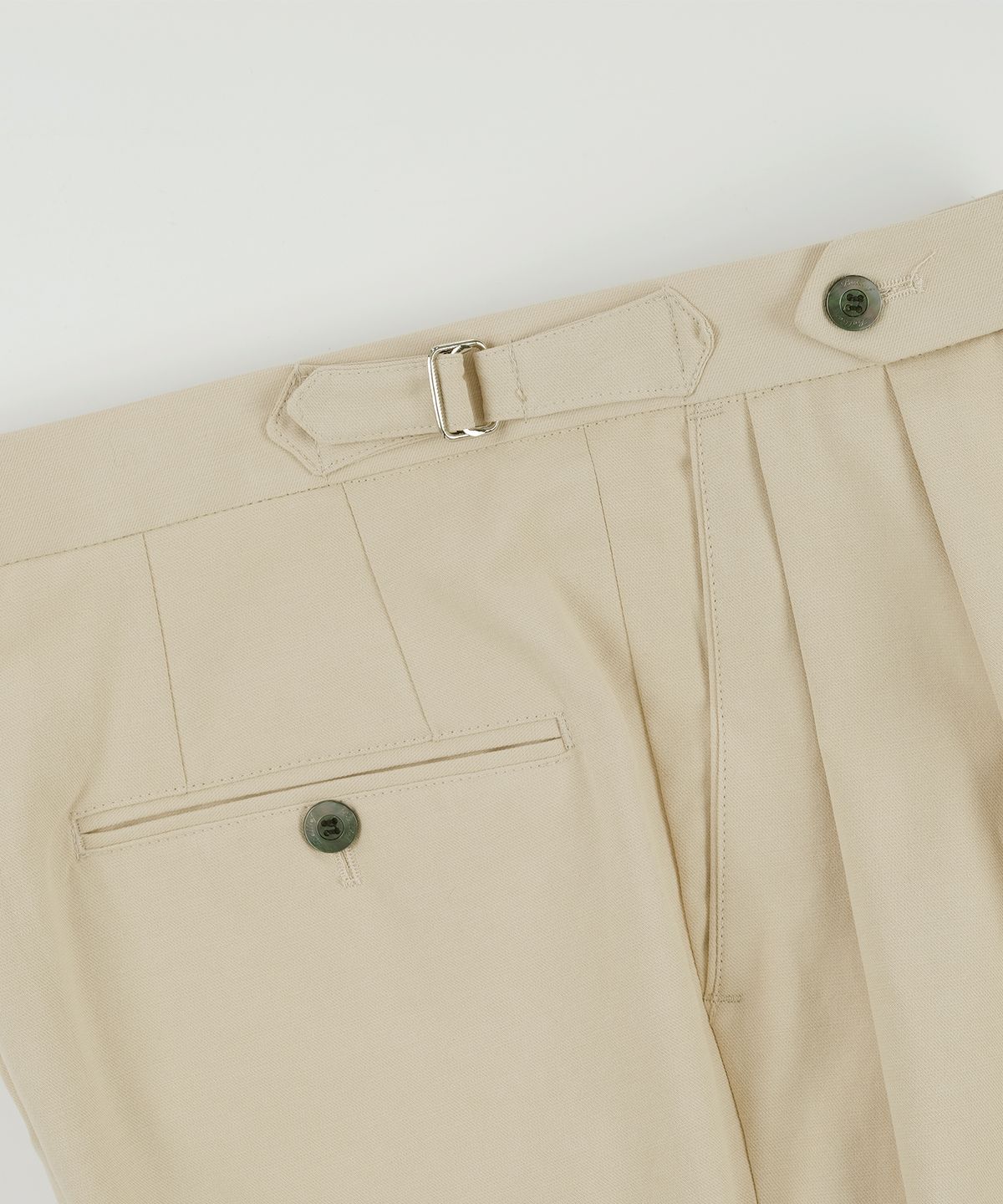 벨리프(BELLIEF) Essential Linen Cotton Twill Adjust 2-Pleated Relaxed Chino (Beige)