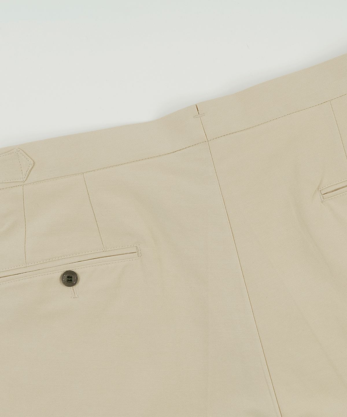 벨리프(BELLIEF) Essential Linen Cotton Twill Adjust 2-Pleated Relaxed Chino (Beige)