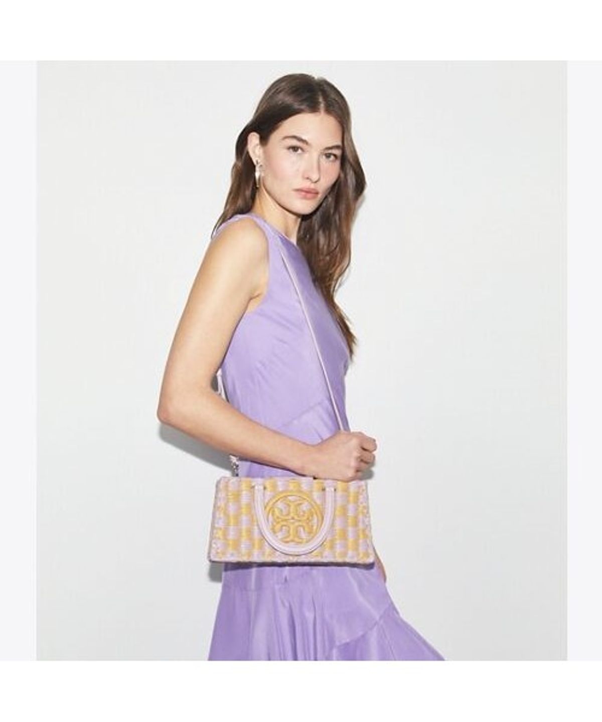 토리버치(TORYBURCH) 엘라 핸드 크로셰티드 체크 E/W 탑 핸들 - 페일 퍼플