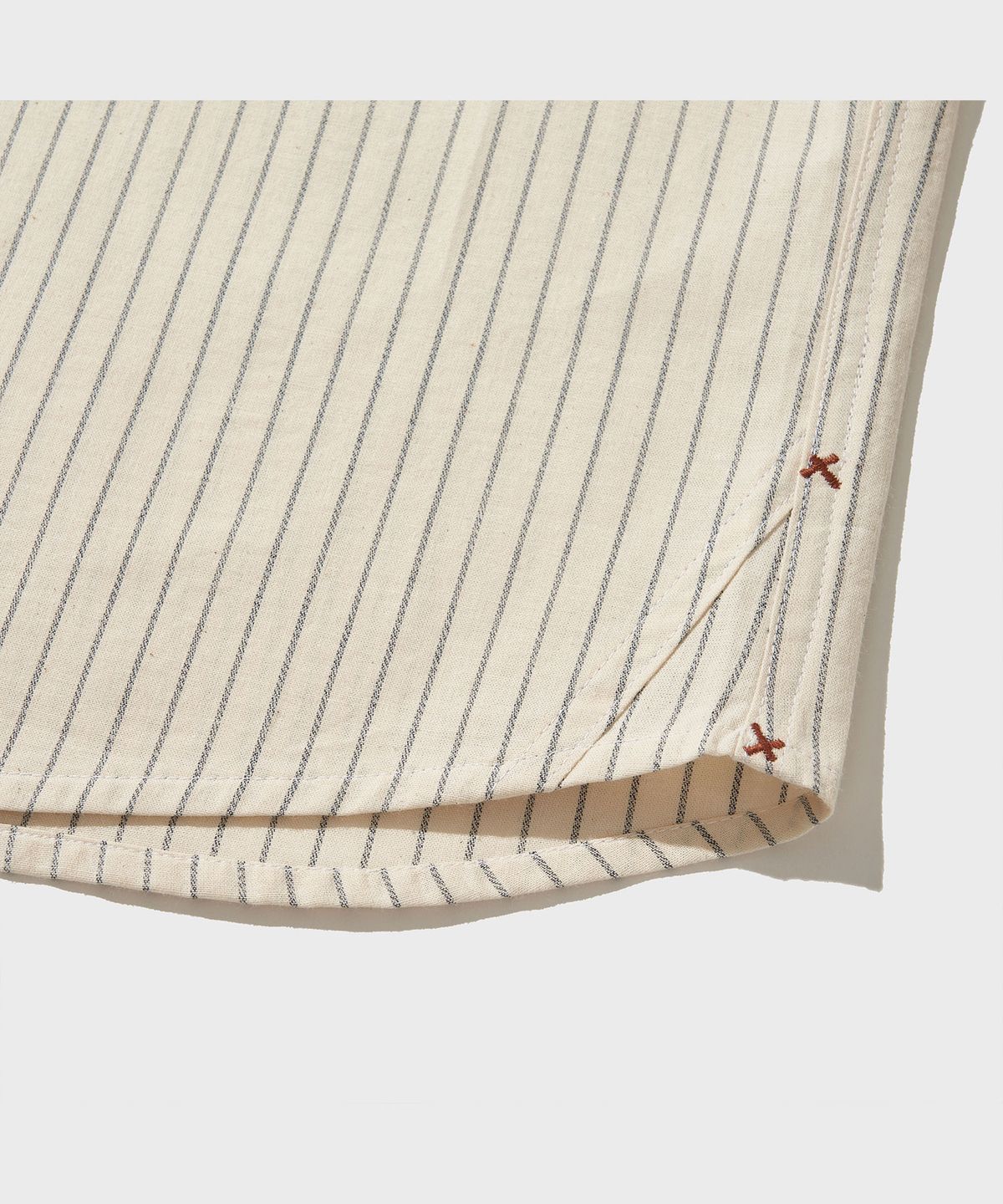 비디알(VDR) OLD LOOM D-POCKET SHIRT [Ivory]