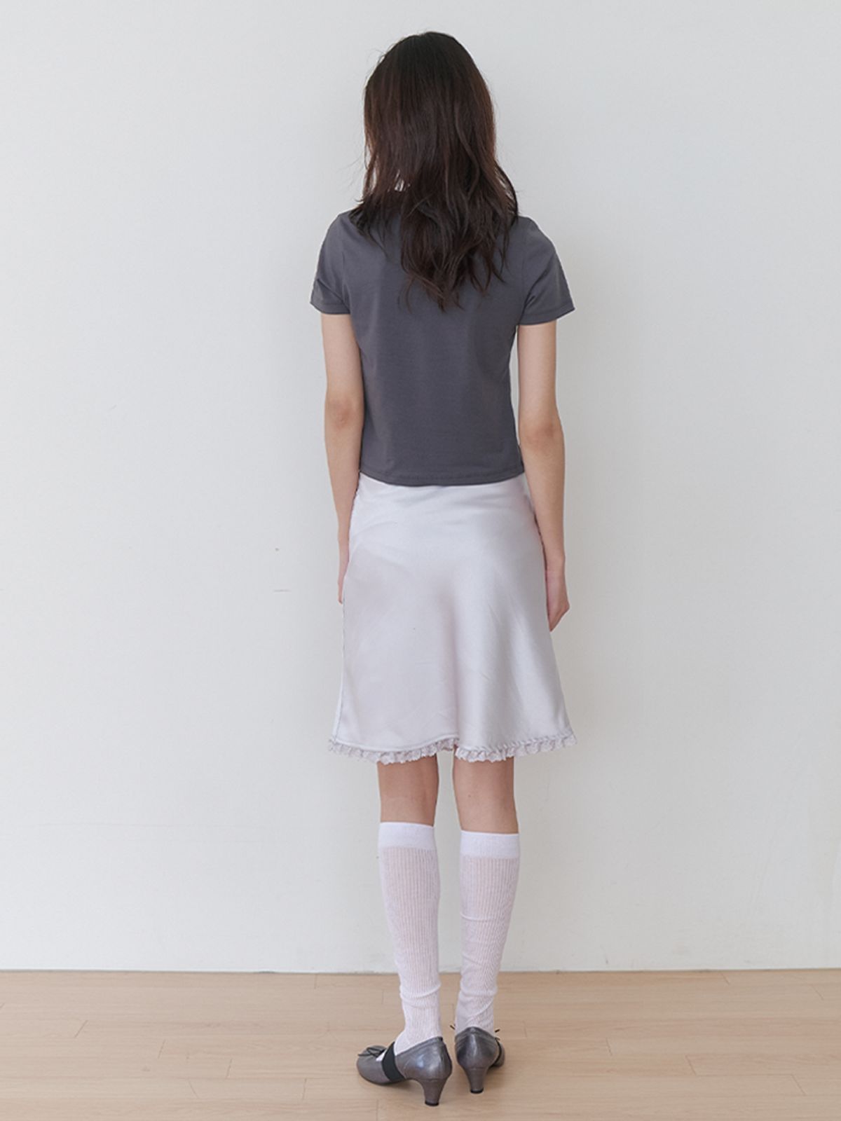 카인더베이비(KINDABABY) satin lace mini skirt - pearl silver