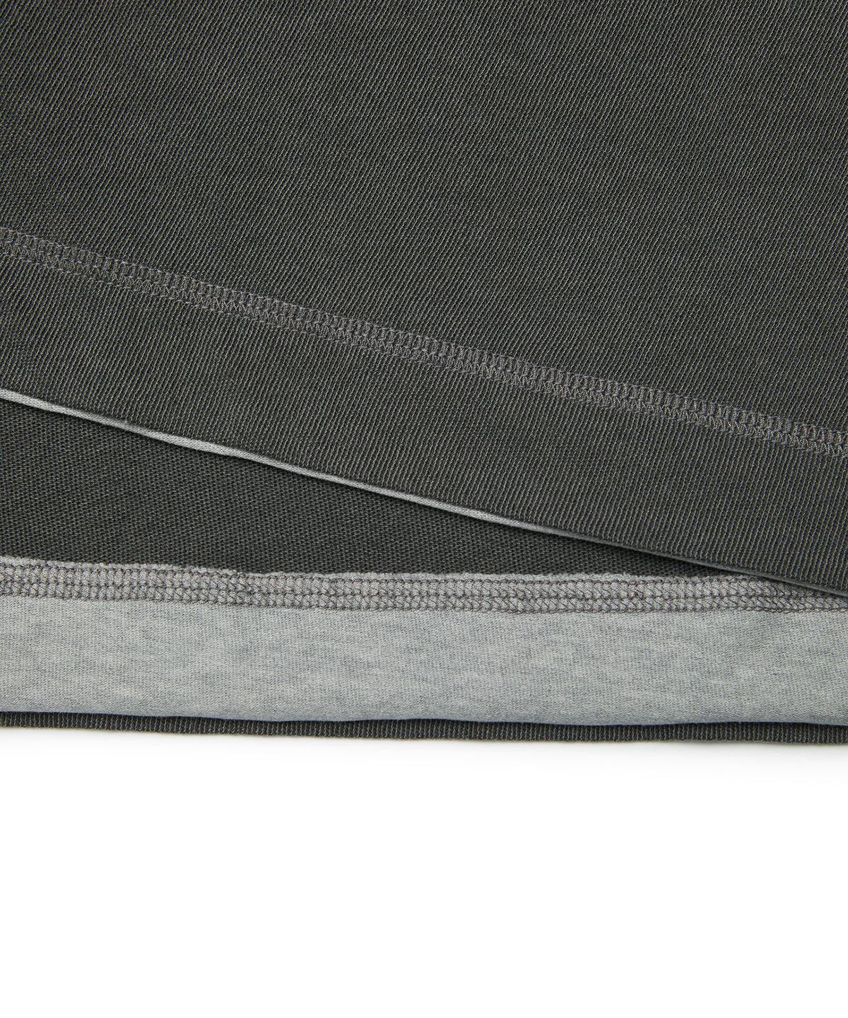 엠엠아이씨(MMIC) STILLCUT TEE (CHARCOAL)