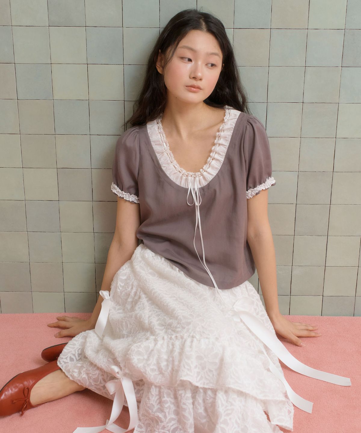 센뉴(SENUE) Tencel Frill Layered Shirring Blouse (GREY)