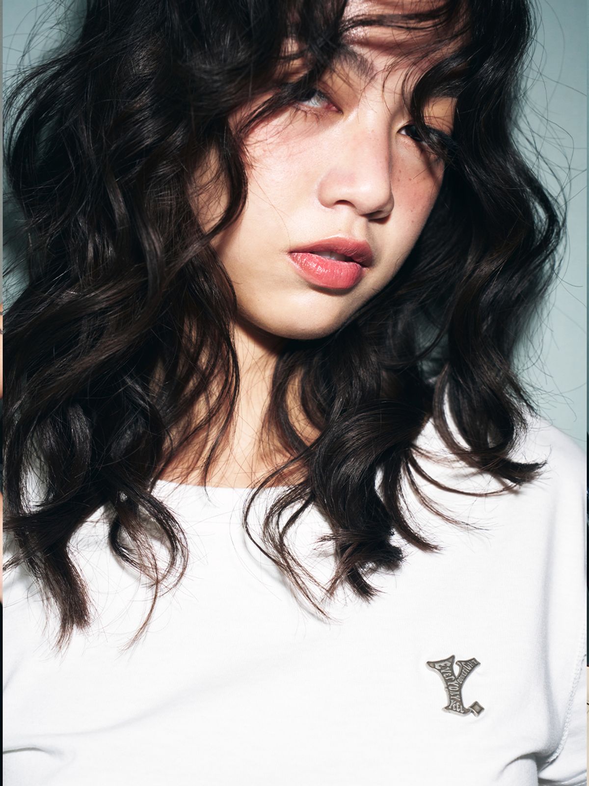 와이이이엘(YEEL) Y. SLIM FIT T-SHIRT WHITE