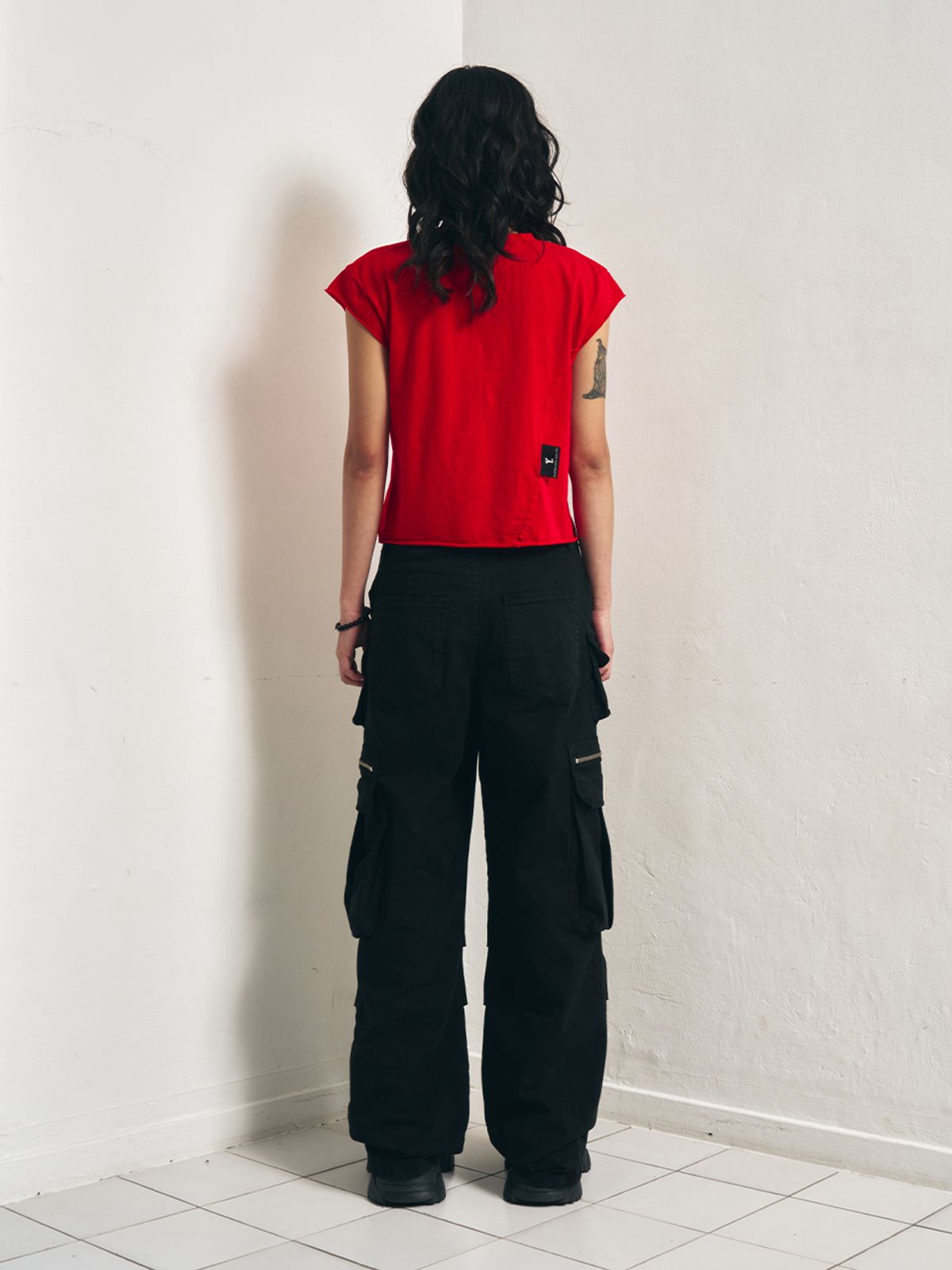 와이이이엘(YEEL) Y. CAP SLEEVE T-SHIRT RED
