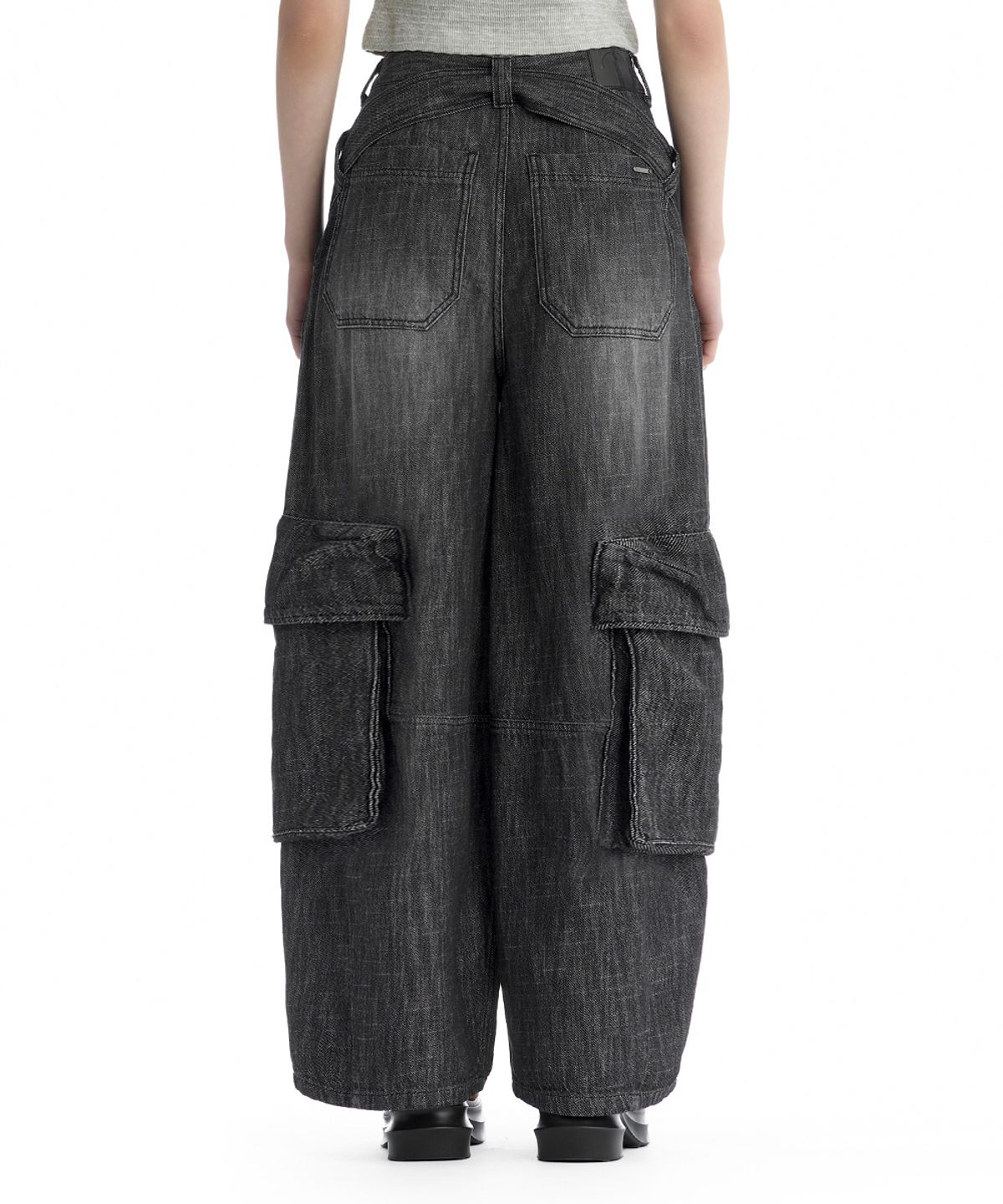트리밍버드(TREEMINGBIRD) Utility Belted Cargo Denim Pants [ Gray ]