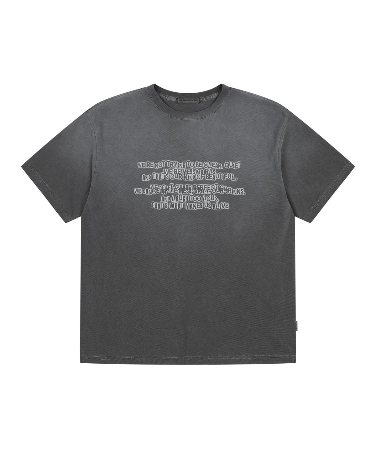 오디너리 홀리데이(ORDINARY HOLIDAY) SPRAY WASHED OVER FIT T-SHIRT [CHARCOAL]