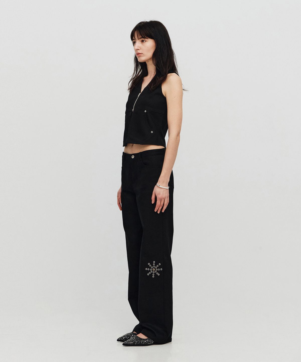 실롯(SEALOT) 아일렛 와이드 스트레이트 데님 팬츠 (블랙)
