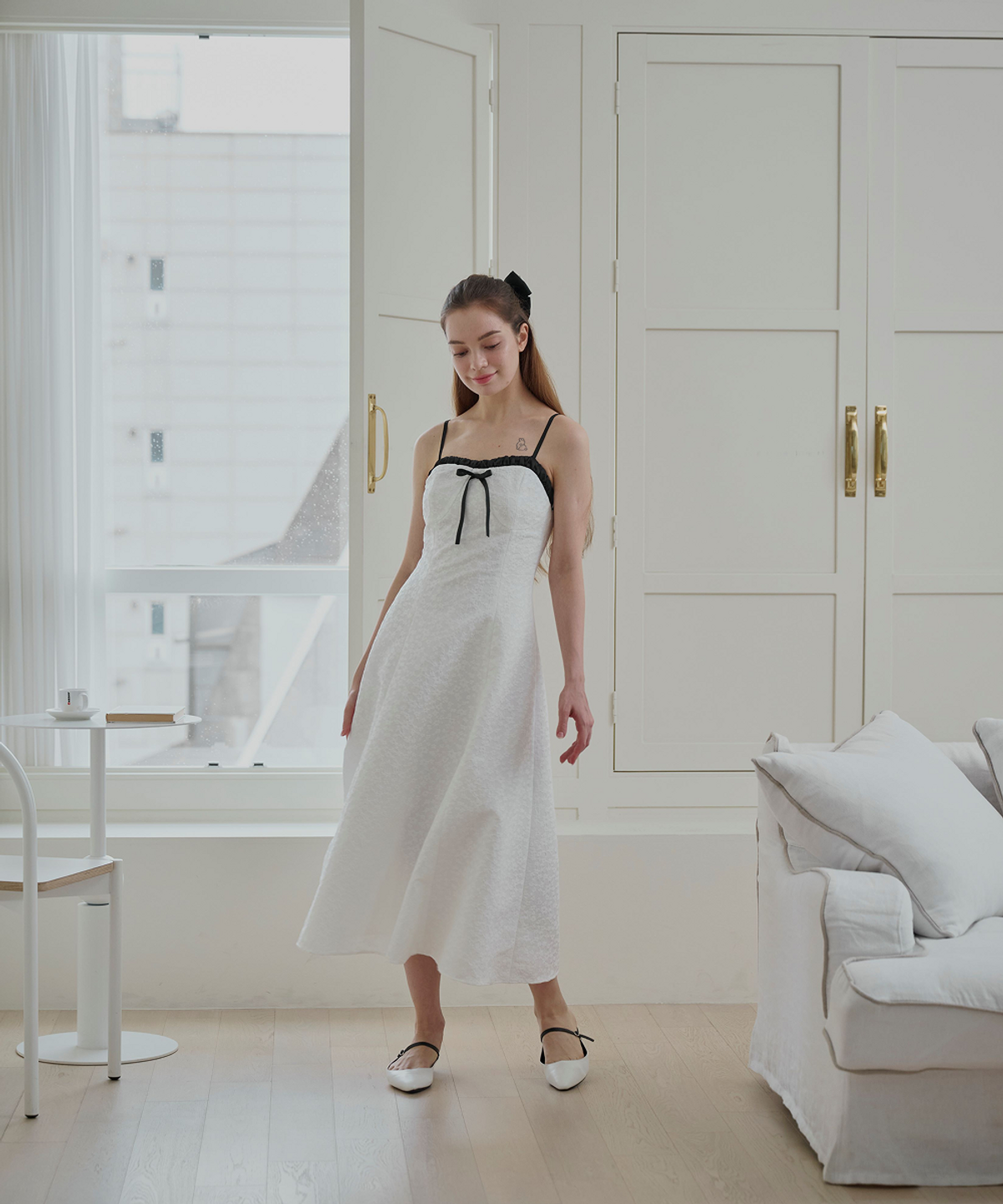 알리에나(ALIENAR) Satin shirring coloring dress