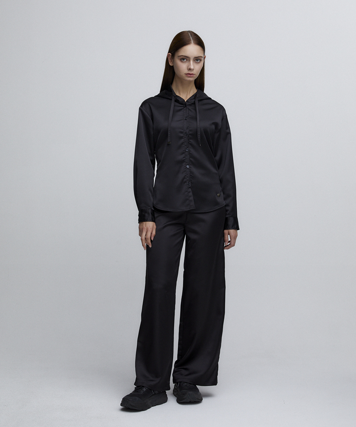 알리에나(ALIENAR) Satin wide pants
