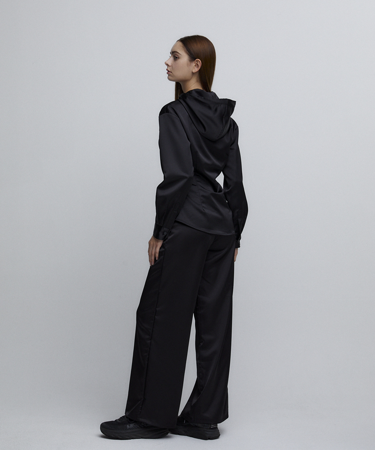알리에나(ALIENAR) Satin wide pants