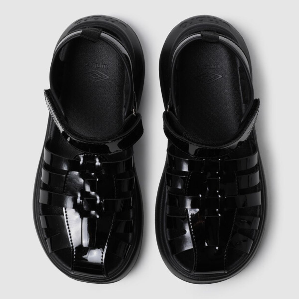 엄브로(UMBRO) MIENTO SANDAL (미엔토 샌들) 블랙 UR222ESA51