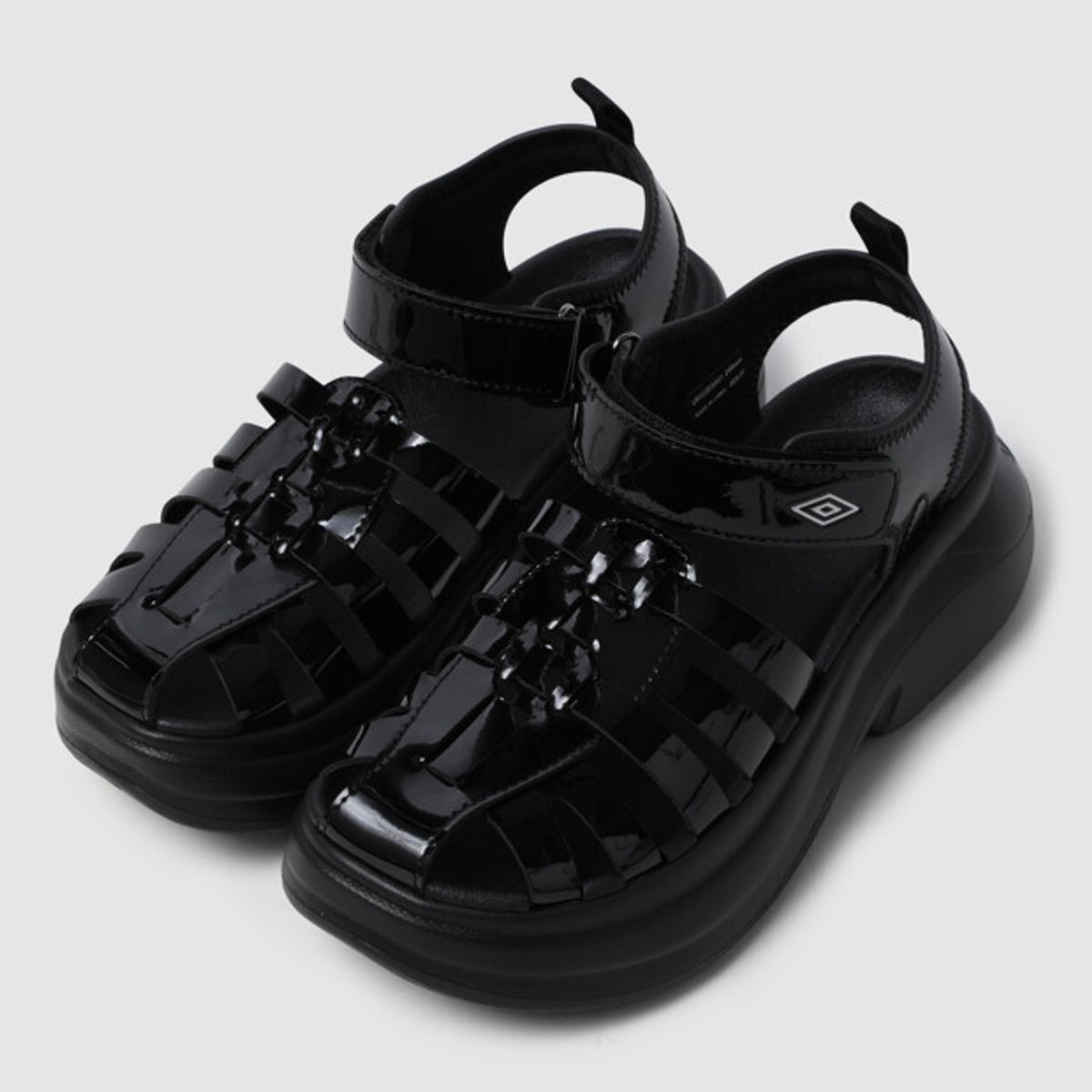 엄브로(UMBRO) MIENTO SANDAL (미엔토 샌들) 블랙 UR222ESA51